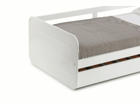 Cama nido con perfiles redondeados color blanco  merkamueble