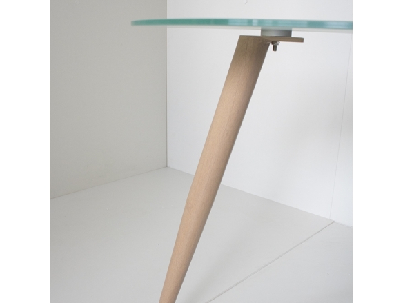 Mesa escritorio marrón pata aserrada  merkamueble