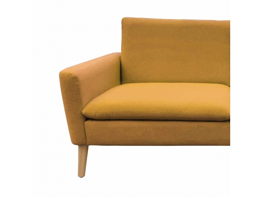 Sofá 3 plazas color amarillo con patas de madera  merkamueble 2