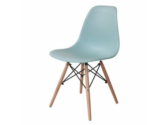 Silla color aguamarina patas de madera  merkamueble
