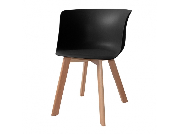 Sillón negro mate con patas de madera rectangular  merkamueble