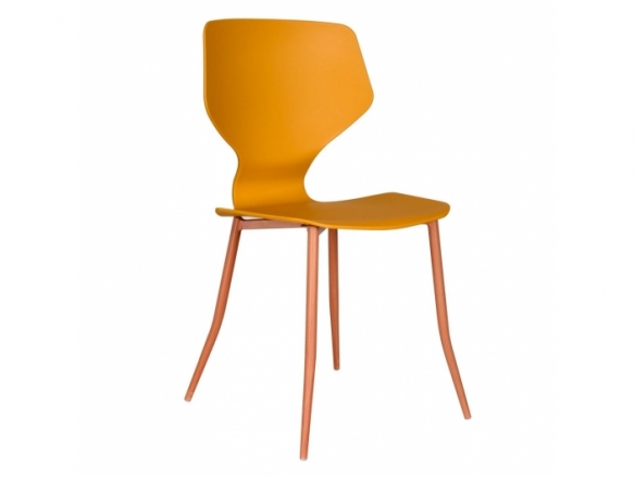 Silla color mostaza patas metálicas  merkamueble
