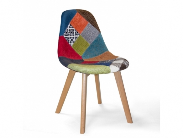 Silla de cuadros con patas rectangulares de madera  merkamueble