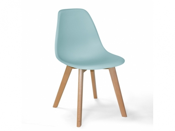 Silla color agua con patas rectangulares de madera  merkamueble