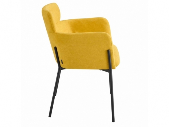 Sillón color mostaza patas metalicas negras  merkamueble