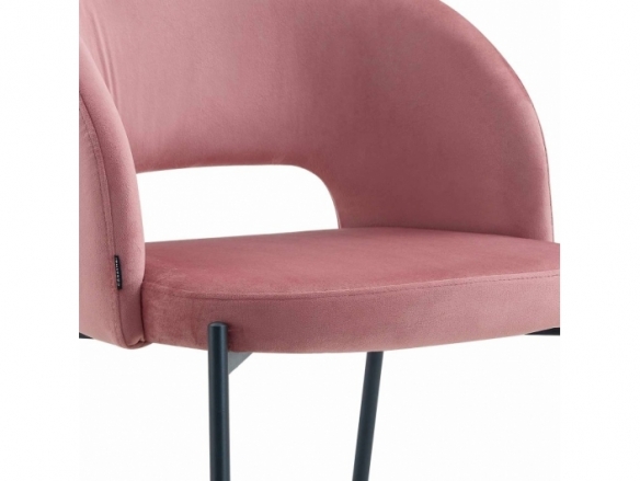 Silla terciopelo rosa con patas negras  merkamueble