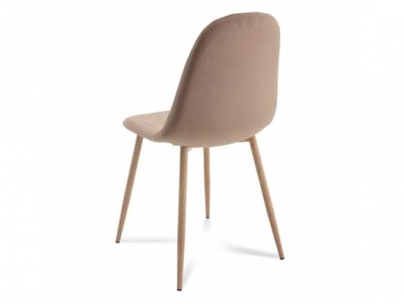 Silla de terciopelo color arena con patas de metal efecto haya  merkamueble