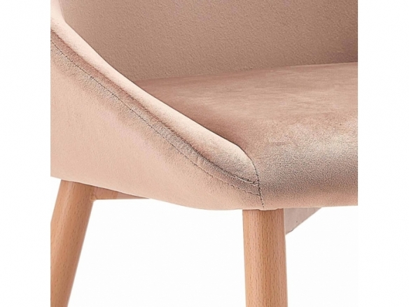 Silla de terciopelo color arena y patas metalicas  merkamueble