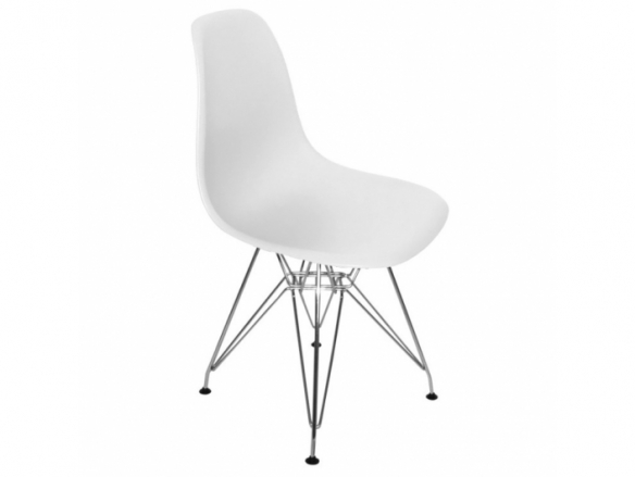 Silla blanca y patas cromadas  merkamueble