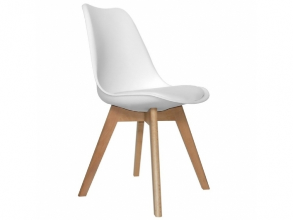 Silla blanca con patas de madera rectangulares  merkamueble