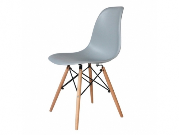 Silla gris con patas de madera  merkamueble