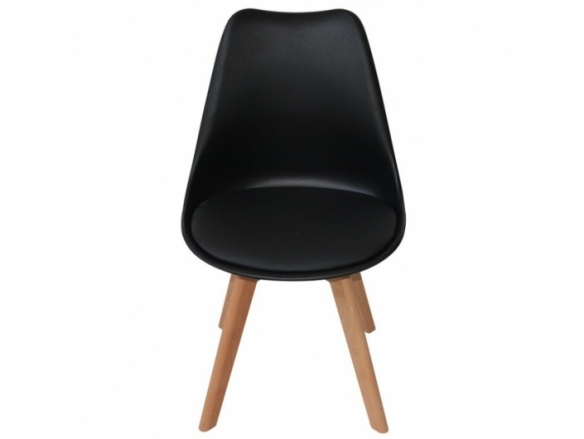 Silla negra con patas de madera rectangulares  merkamueble