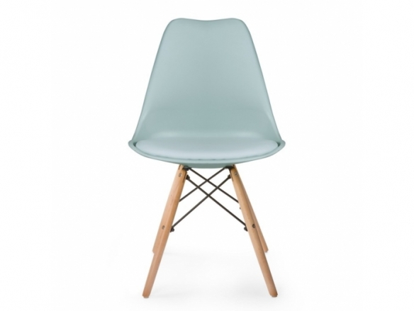 Silla color agua con cojín fijo y patas de madera  merkamueble