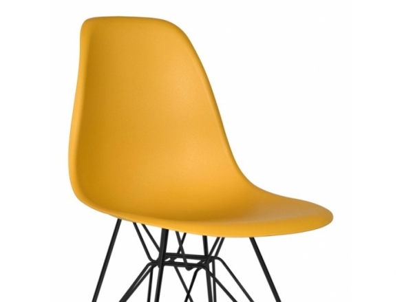 Silla color mostaza patas acero pintado negro  merkamueble