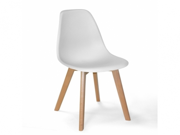 Silla blanca con patas rectangulares de madera  merkamueble