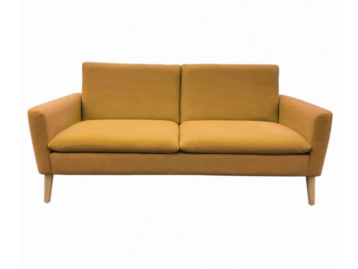 Sofá 3 plazas color amarillo con patas de madera  merkamueble